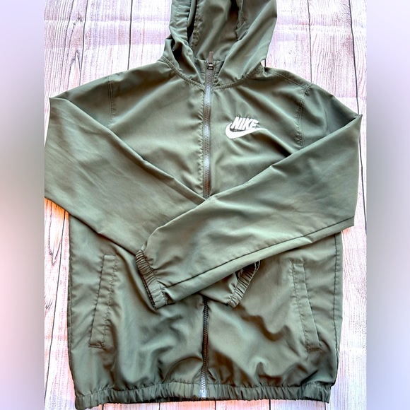 Nike Jackets & Blazers - Army Green Nike Windbreaker, Full Zip W/ Pockets